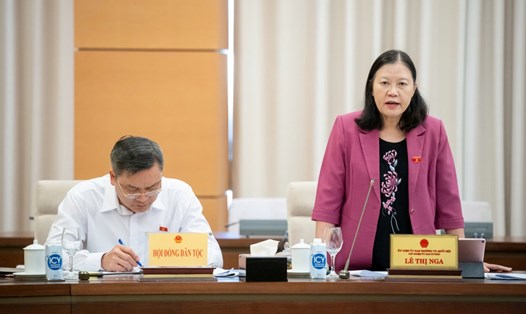 Chủ nhiệm Ủy ban Tư pháp Lê Thị Nga đề nghị Chính phủ tiếp tục chỉ đạo quản lý, chấn chỉnh thị trường vàng. Ảnh: Văn Toản