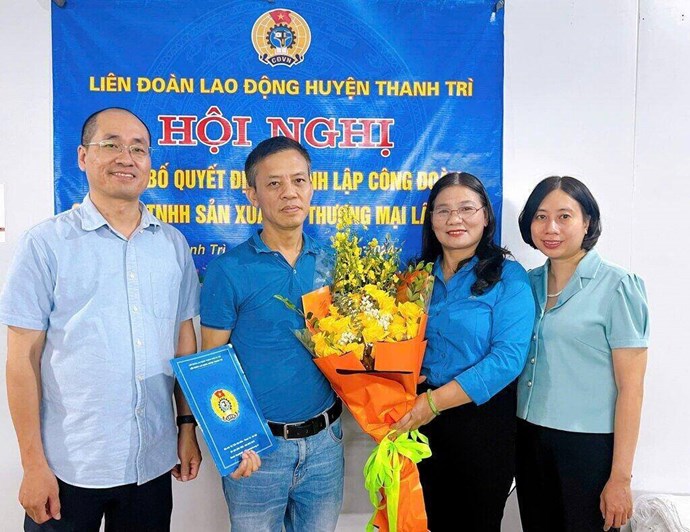 Thành lập Công đoàn cơ sở nhân 70 năm Giải phóng Thủ đô