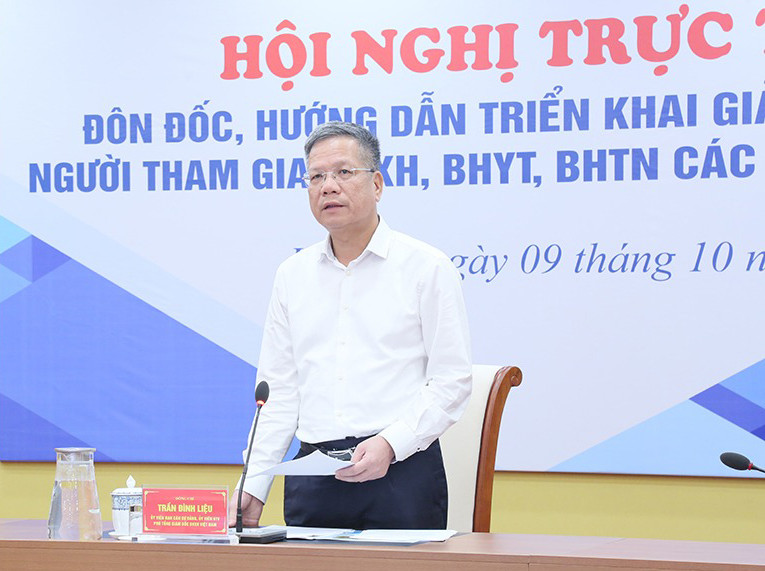 Pho Tong Giam doc BHXH Viet Nam Tran Dinh Lieu chu tri Hoi nghi. Anh: BHXH Viet Nam