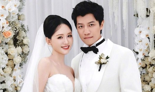 Trần Kiều Ân tổ chức hôn lễ với bạn trai kém 9 tuổi vào cuối tháng 9 năm nay. Ảnh: Weibo