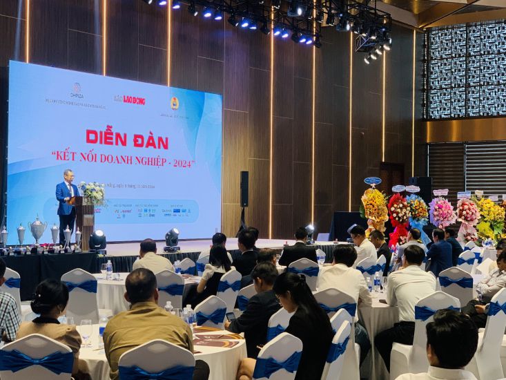 Toàn cảnh diễn đàn “Kết nối Doanh nghiệp - 2024” do Báo Lao Động phối hợp với Ban quản lý Khu công nghệ cao và các Khu công nghiệp Đà Nẵng, LĐLĐ thành phố tổ chức tại Đà Nẵng. Ảnh: Tường Minh
