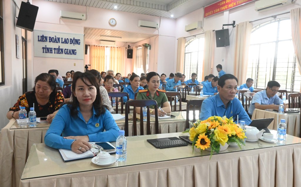 Quang canh tai hoi nghi. Anh: Thanh Nhan