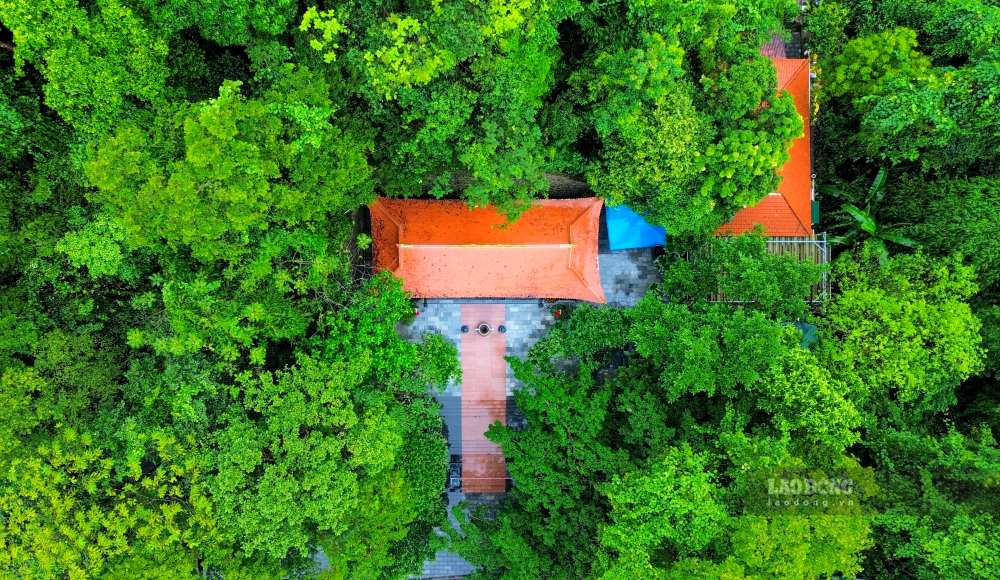 Hang Tam Co is located next to the Memorial Temple for the Heroes and Martyrs of Highway 20 - Quyet Thang. Photo: Cong Sang