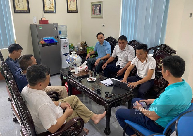 Many drivers with blue license plates in Yen Bai province sent a petition to Lao Dong Newspaper. Photo: Bao Nguyen