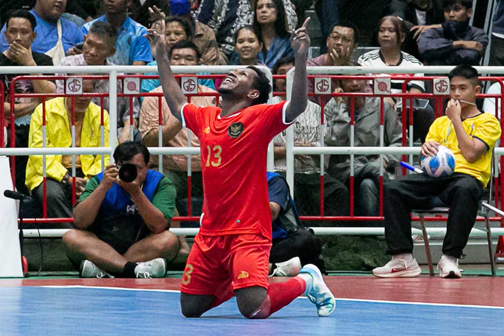 Tuyen futsal Indonesia danh bai Thai Lan 5-1 trong tran ban ket. Anh: AFF