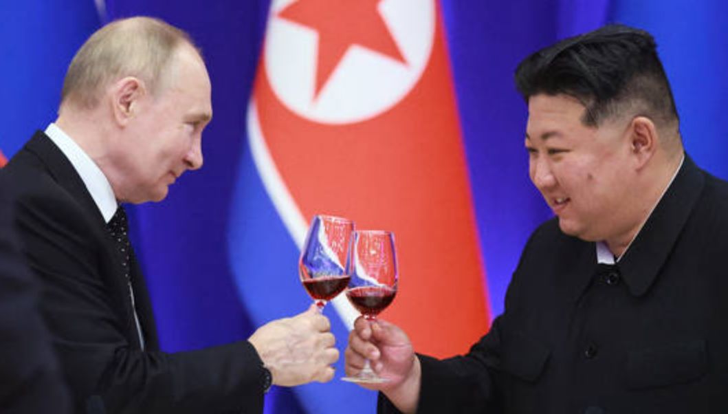 Nha lanh dao Trieu Tien Kim Jong-un mo tiec chieu dai Tong thong Nga Vladimir Putin tai Binh Nhuong, ngay 19.6.2024. Anh: Kremlin/Sputnik