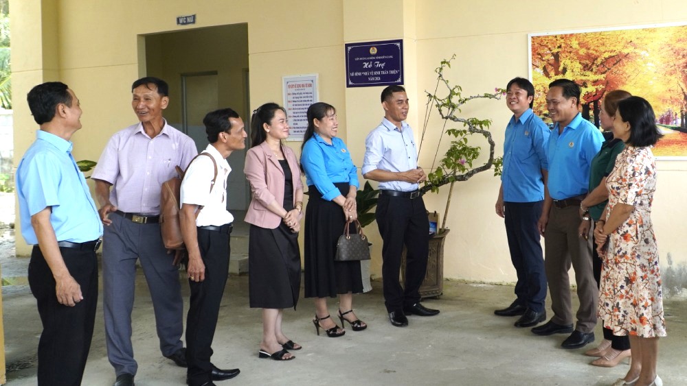 Friendly Toilet Model at Dinh Hoa Secondary School. Photo: Nguyen Anh