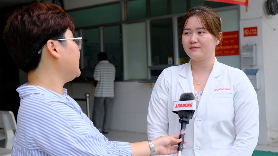 Dr. Nguyen Thi Hong Ngan is excited that her income is improving day by day. Photo: My Ly