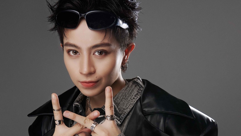 Gil Le attracted attention when participating in "Sister Who Makes Wave" season 2. Photo: Character's Facebook