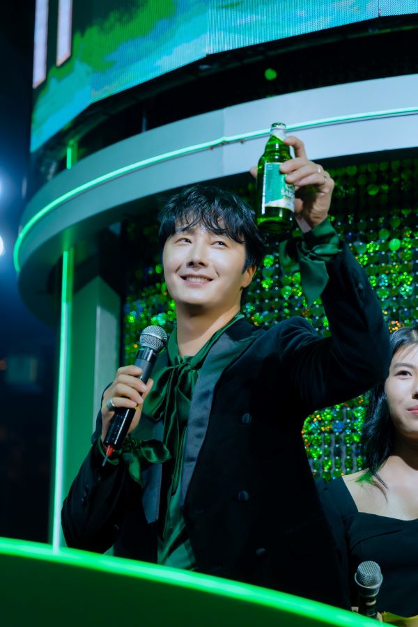 Special Night cua Bia Saigon Special don nhan su co mat cua nam dien vien Jung Ilwoo. Anh: SABECO