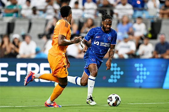 Raheem Sterling da rat no luc trong giai doan tien mua giai nhung van khong nam trong ke hoach cua Enzo Maresca. Anh: Chelsea FC