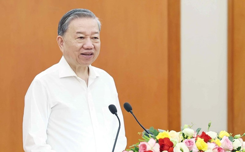 General Secretary To Lam speaks at a meeting with the Party's 14th National Congress Document Subcommittee. Photo: VNA