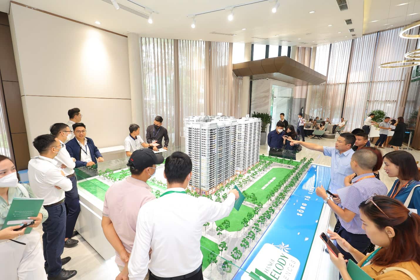 Hanoi Melody Residences duoc long nhieu khach hang. Anh: Hong Nhung