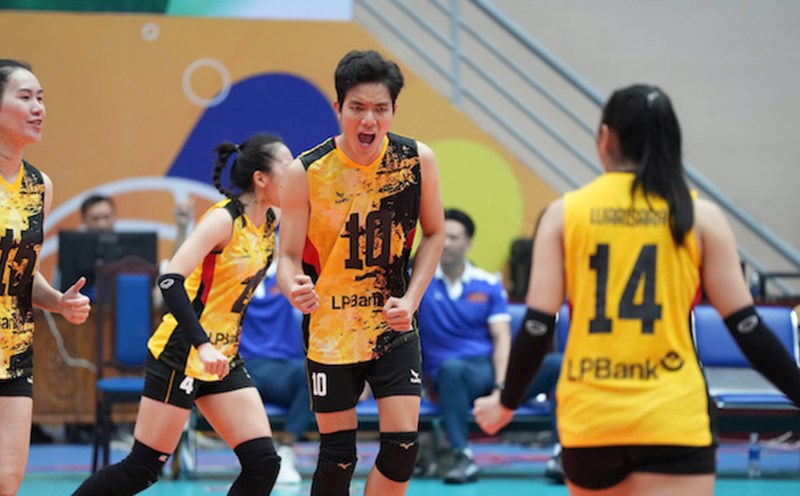 LPB Ninh Binh won a ticket to the semi-finals. Photo: Vietnam Volleyball