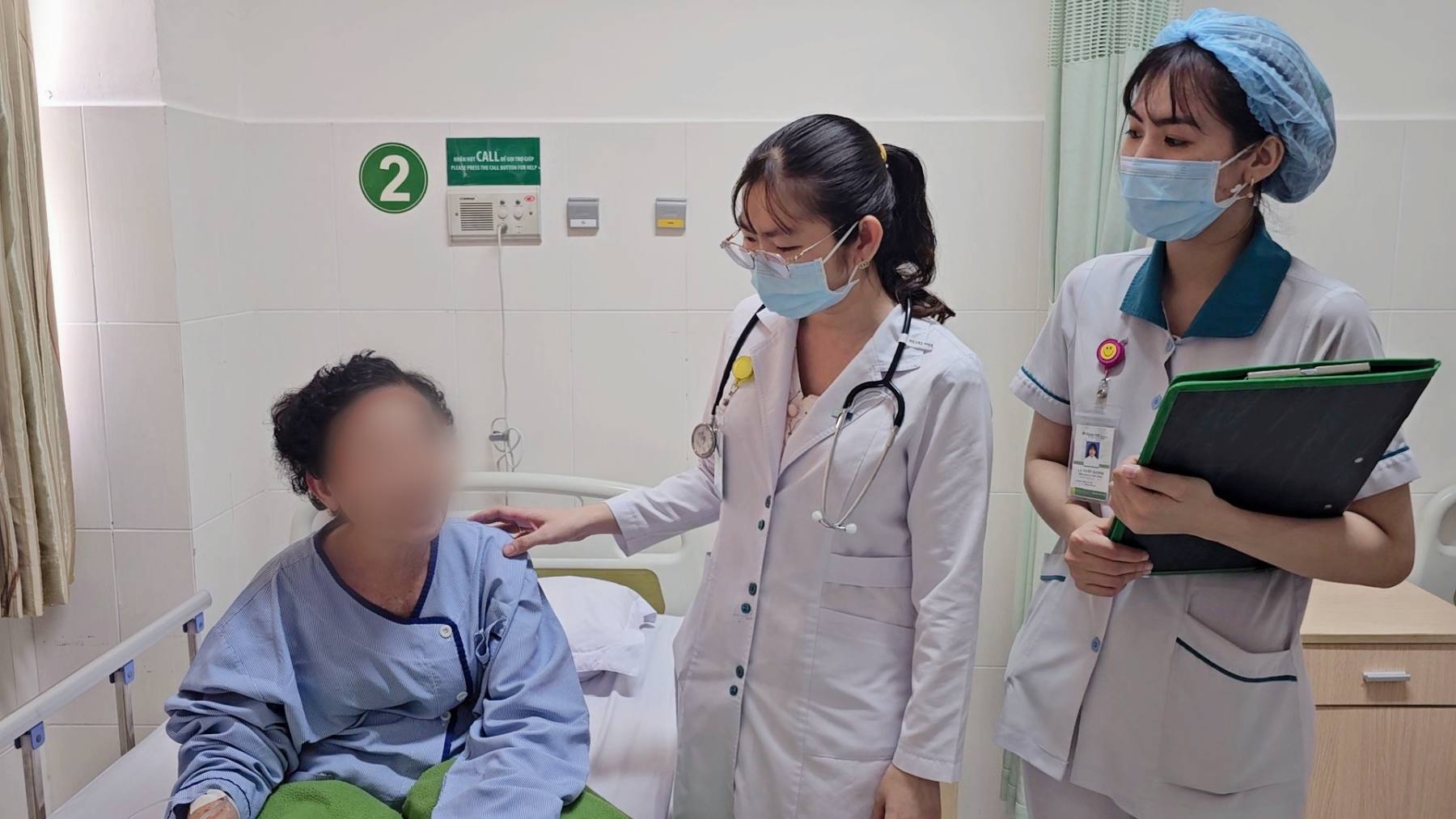 Anh: Benh vien cung cap