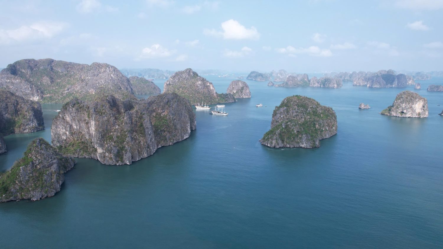 Ha Long Bay from above. Photo: Nguyen Hung
