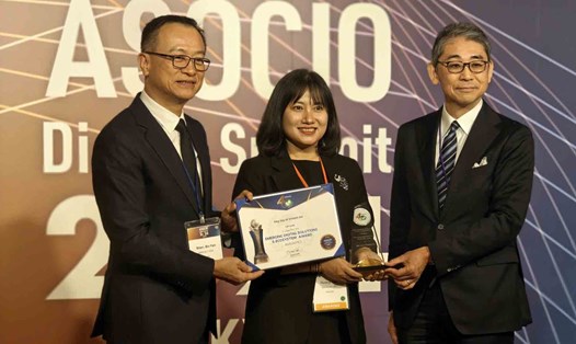 Chương trình Khách hàng thân thiết Vietjet SkyJoy vừa được vinh danh với giải thưởng ASOCIO DX Award 2024. Ảnh Vietjet