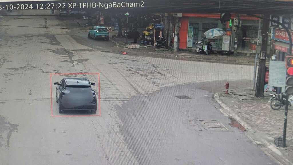 One of the vehicles fined from October 28 to November 3, 2024 in Hoa Binh province. Photo: Provided by the police