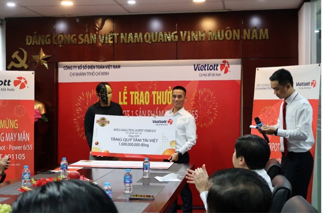 Thanh niên "mua xổ số để giải trí" trúng Vietlott 148 tỉ