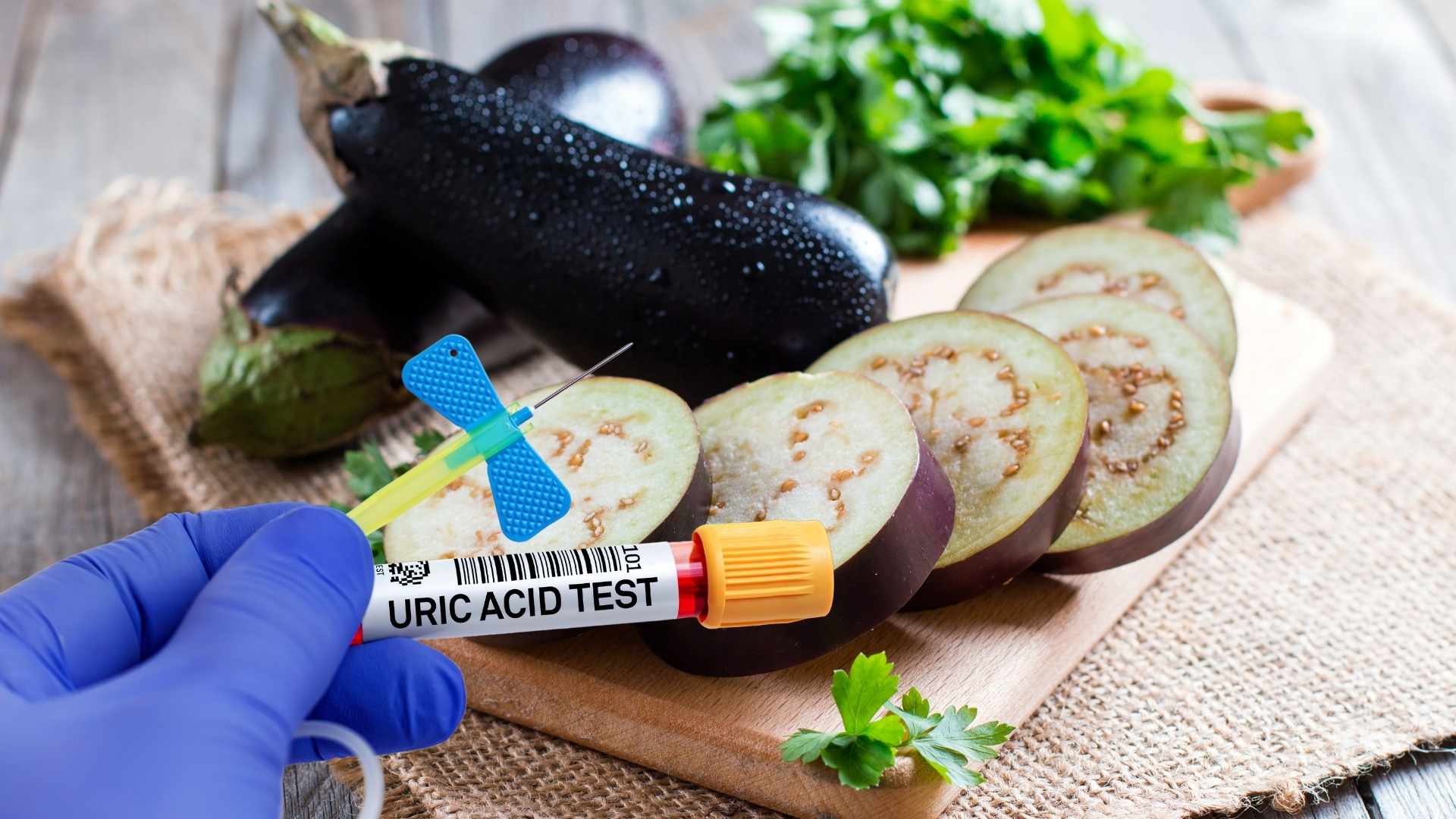 People with high uric acid should add eggplant to their diet. Graphics: Ha May