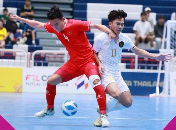 Vietnam futsal team lost to Indonesia at the Southeast Asian Championship. Photo: FAT
