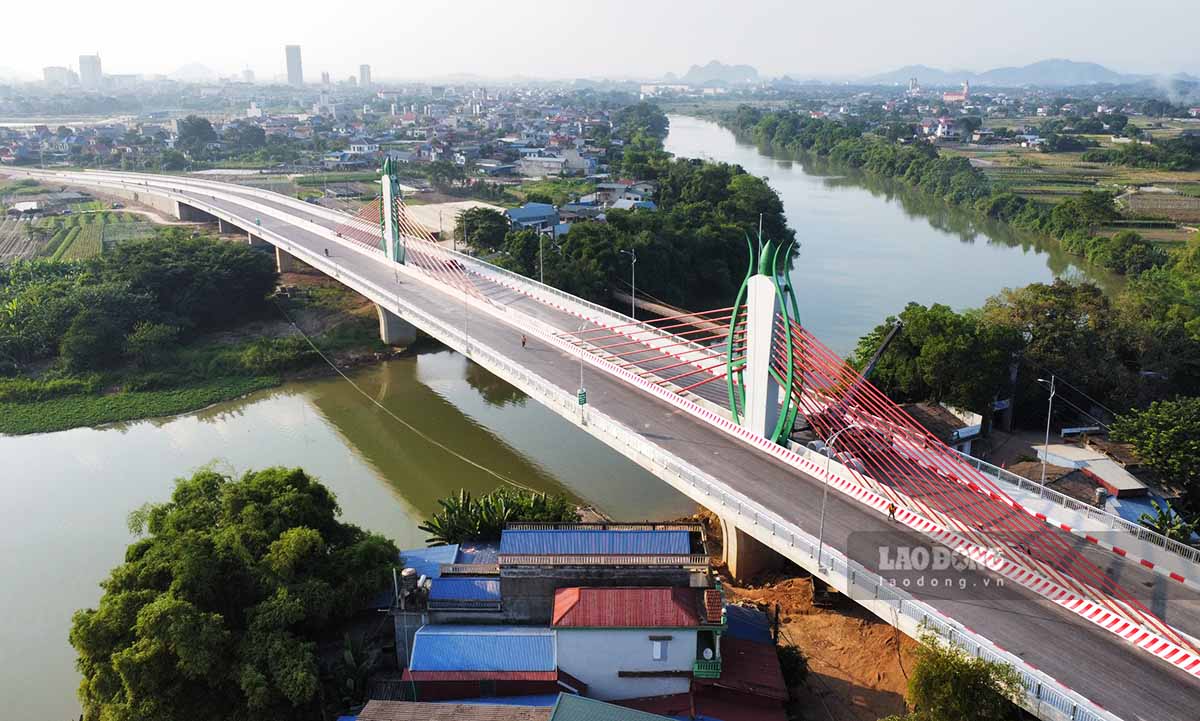 Cầu Huống Thượng 