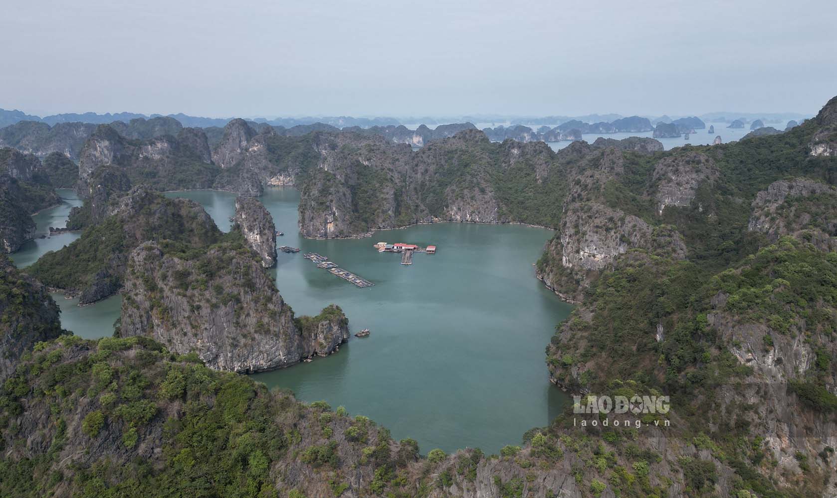 Vung Vieng fishing village is one of the ancient fishing villages in the core area of ​​the World Natural Heritage Ha Long Bay. Photo: Nguyen Hung
