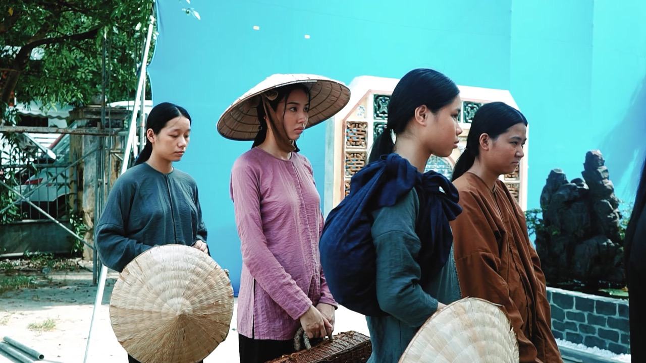 Thuy Tien participates in Linh Mieu. Photo: Producer.