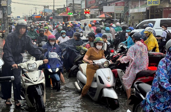 Dự báo mưa dông ở Nam Bộ