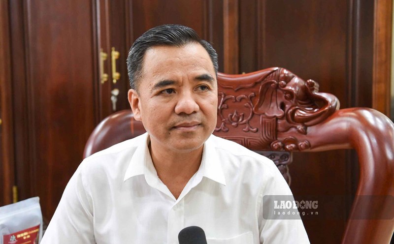 Mr. Nguyen Dinh Phuong, Deputy Director of the Department of Natural Resources and Environment of Bac Ninh province, was proposed by the Bac Ninh Provincial Party Committee's Inspection Commission to consider disciplinary action. Photo: Van Truong