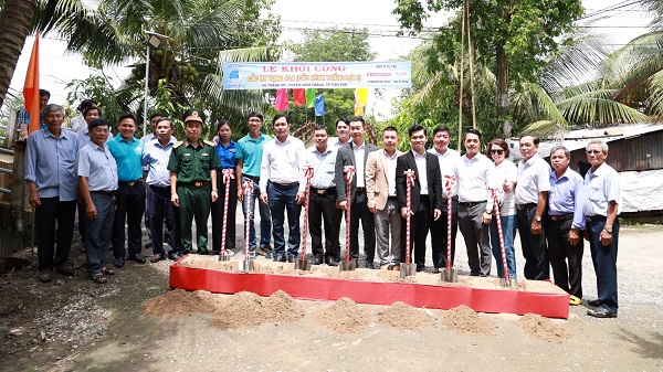 Khoi cong cau Hy Vong Ceragem 03 – tai Vinh Thanh, Can Tho. Anh: Ceragem Viet Nam