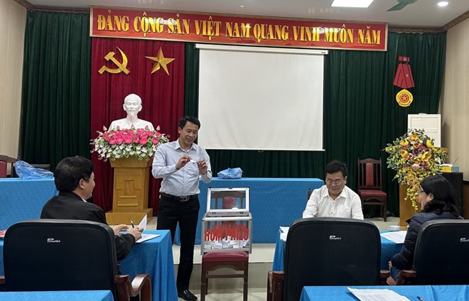 Ha Nam Provincial Inspectorate organizes a lottery to select people whose assets and incomes will be verified in 2024. Photo: Ha Nam Provincial Inspectorate