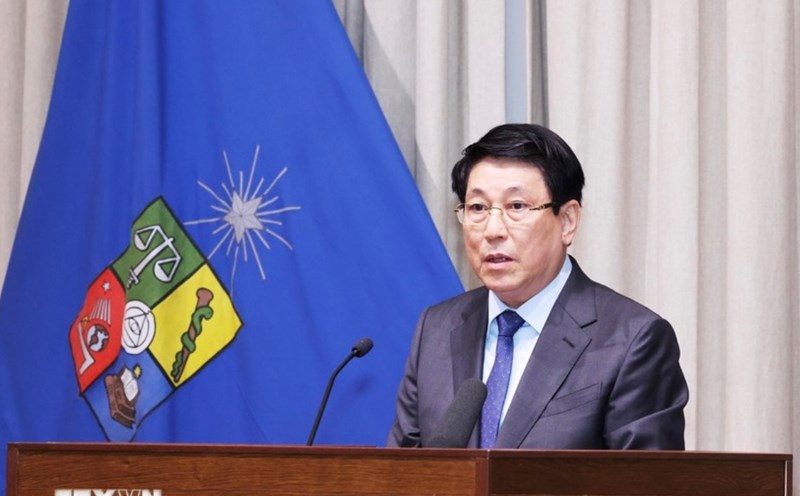 President Luong Cuong delivers a policy speech at the University of Chile. Photo: VNA