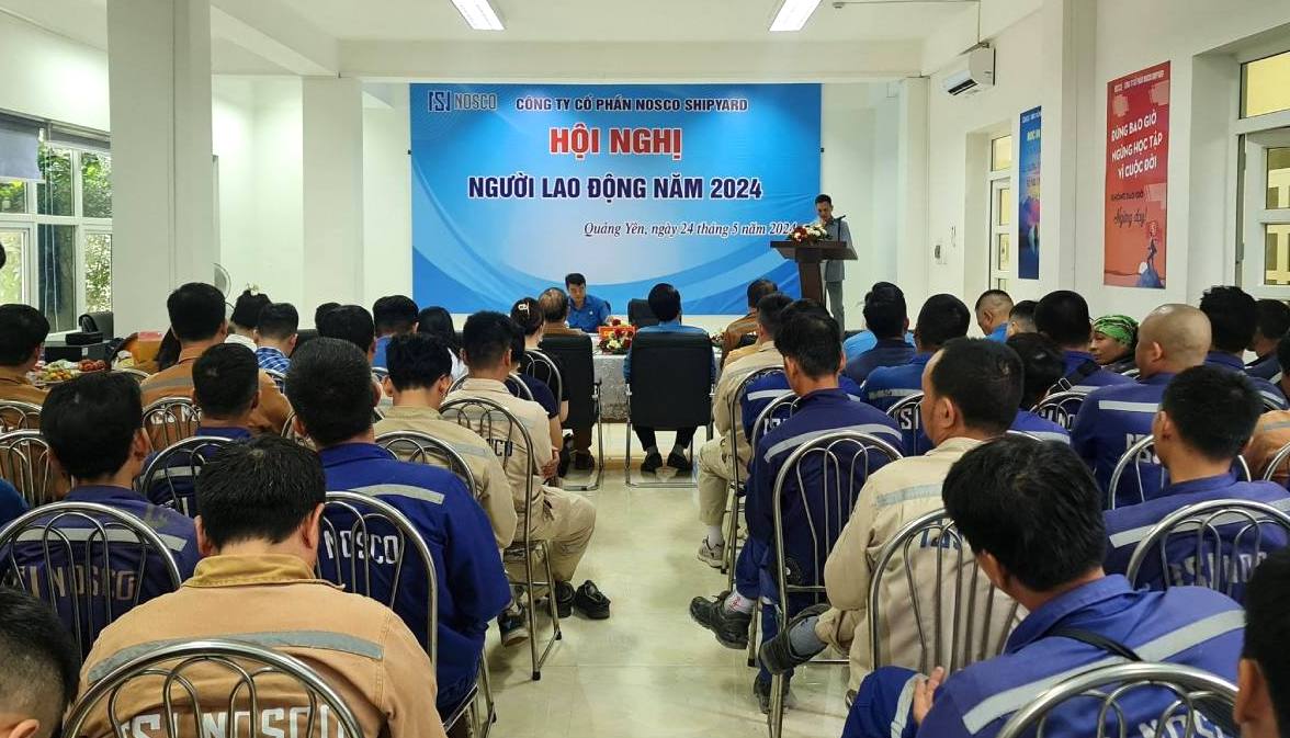 Labor conference, dialogue, and negotiation at the workplace at a unit of Vietnam National Shipping Lines. Photo: Vietnam National Shipping Lines Trade Union