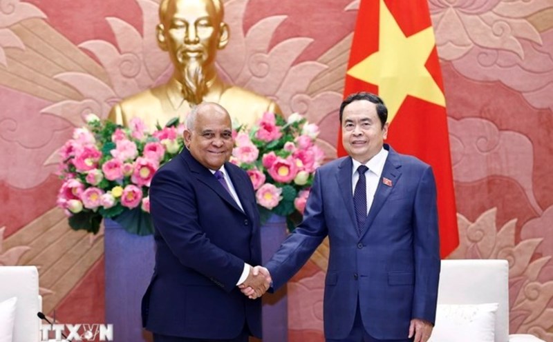 National Assembly Chairman Tran Thanh Man receives Cuban Ambassador to Vietnam Orlando Nicolas Hernandez Guillen. Photo: VNA