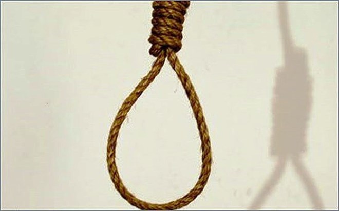 Relatives discovered the Chairman of the People's Committee of Nghia Hoan commune dead by hanging at his home. Illustrative photo