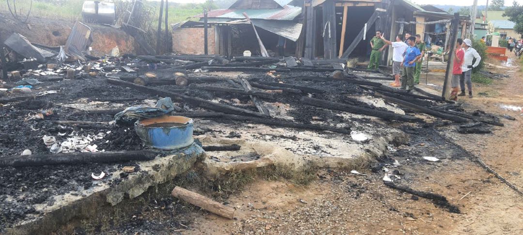 Scene of the burned wooden house. Photo: Hoai Thanh