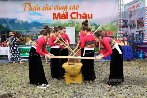 Hoa Binh Culture - Tourism Week will have many attractive activities. Photo: Khanh Linh