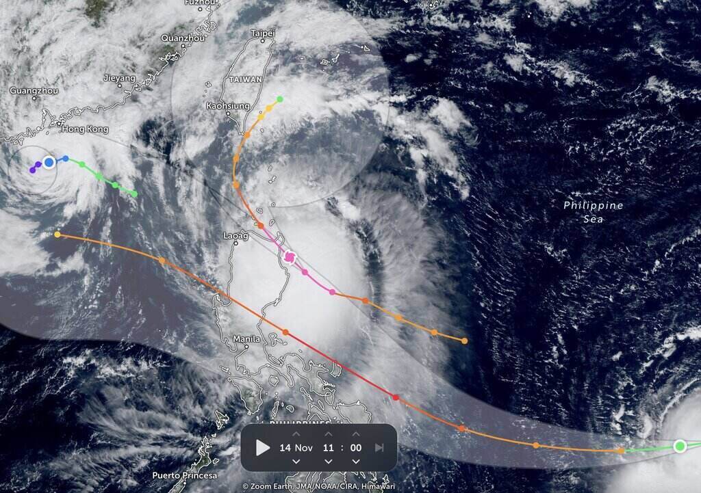 Sieu bao Usagi (mau hong) dang ap sat Philippines. Anh: Zoom Earth