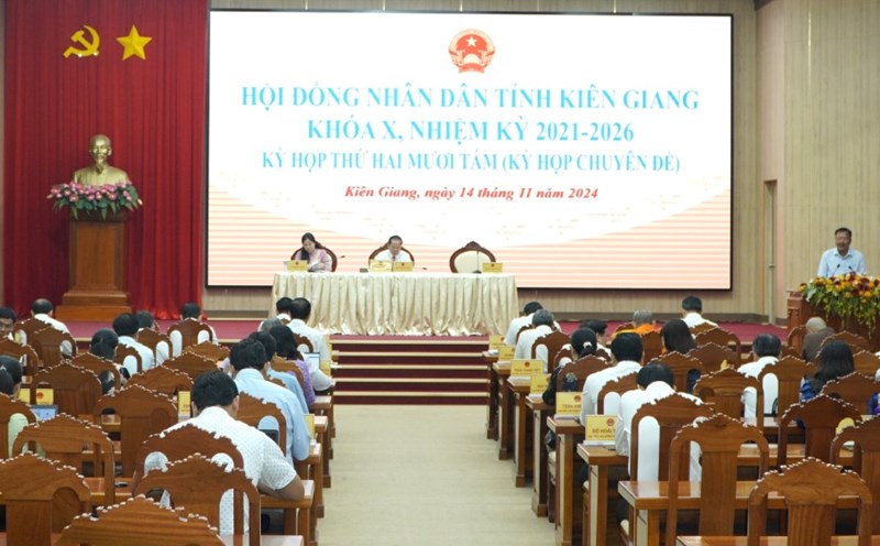 The People's Council of Kien Giang province approved a draft resolution on land policy for ethnic minorities living in Kien Giang province. Photo: Nguyen Anh