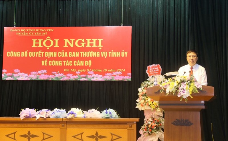 Mr. Tran Tung Chuan, Provincial Party Committee member, Secretary of Yen My District Party Committee, Hung Yen province is one of four individuals proposed to be awarded the emulation title. Photo: Yen My District Party Committee.