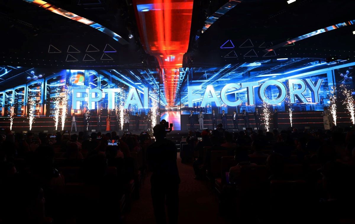 Overview of the ceremony to announce the ecosystem of partners to develop artificial intelligence factories. Photo: Van Anh