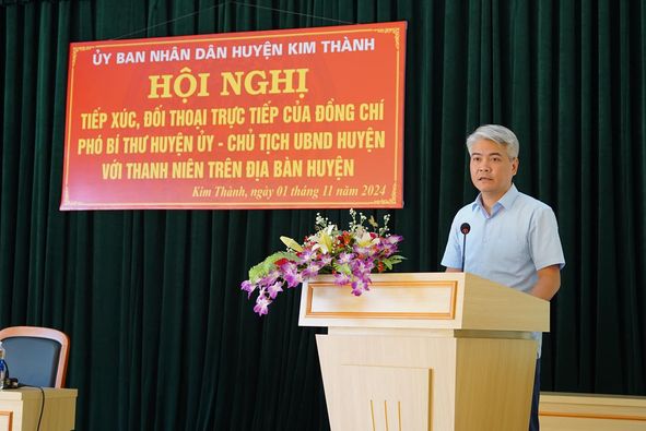 Mr. Pham Quang Hung - Deputy Secretary of the District Party Committee, Chairman of the People's Committee of Kim Thanh District - was asked to seriously review. Photo: Haiduong.gov.vn