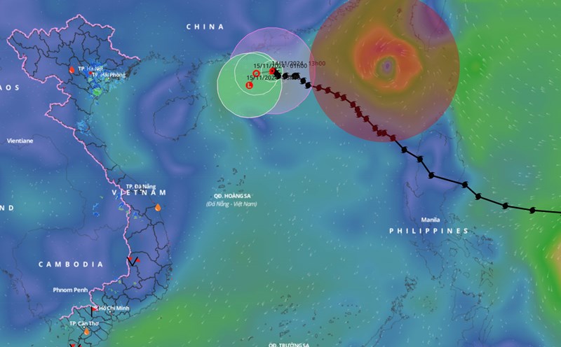 Typhoon Usagi enters the East Sea