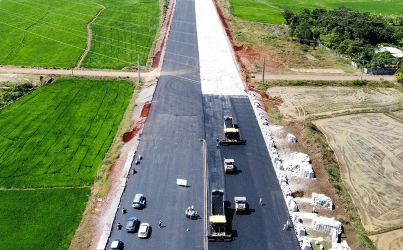 Bien Hoa - Vung Tau Expressway component 3 (phase 1) has achieved construction progress but has not yet achieved disbursement progress. Photo: Thanh An