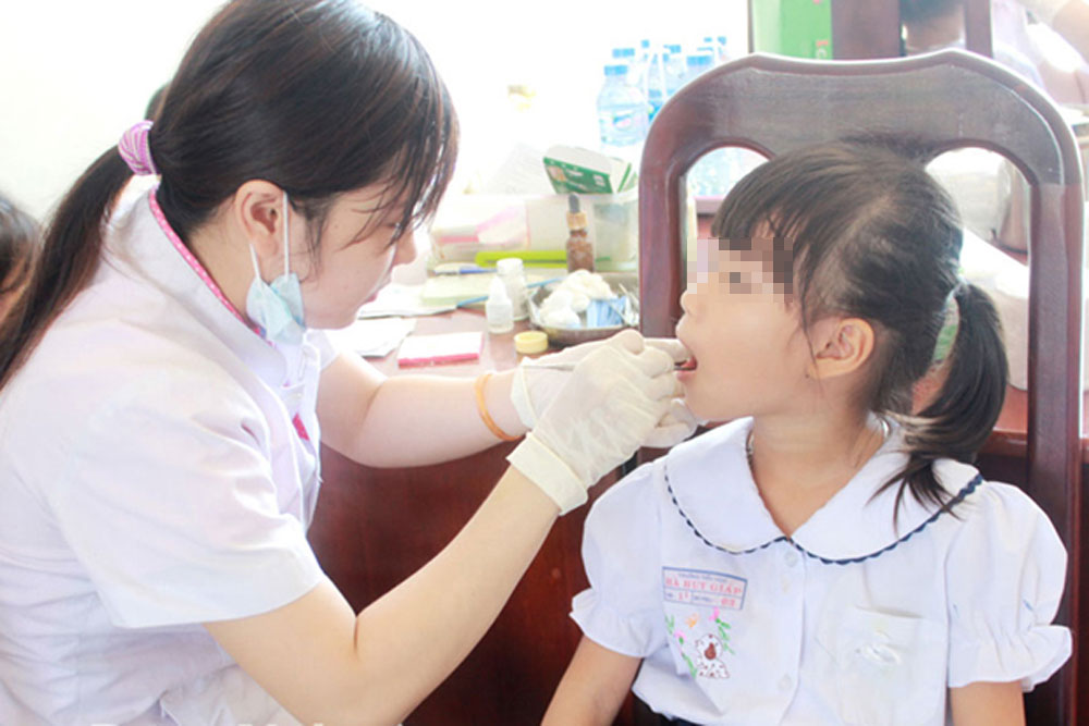 School health workers enjoy preferential allowances. Illustration photo: VNA