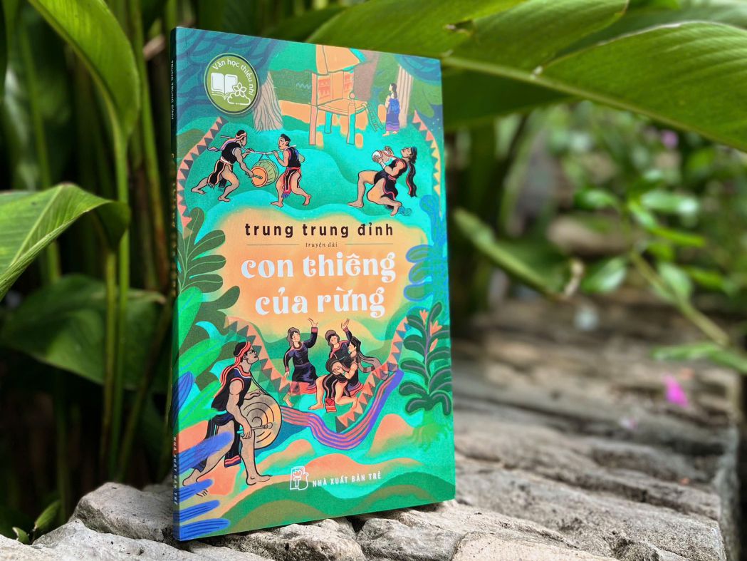 Book: "Sacred children of the forest". Photo: Publishing house