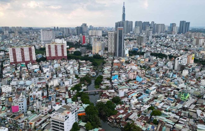 Binh Thanh District (HCMC) arranges 13 wards into 7 new wards. Photo: Anh Tu