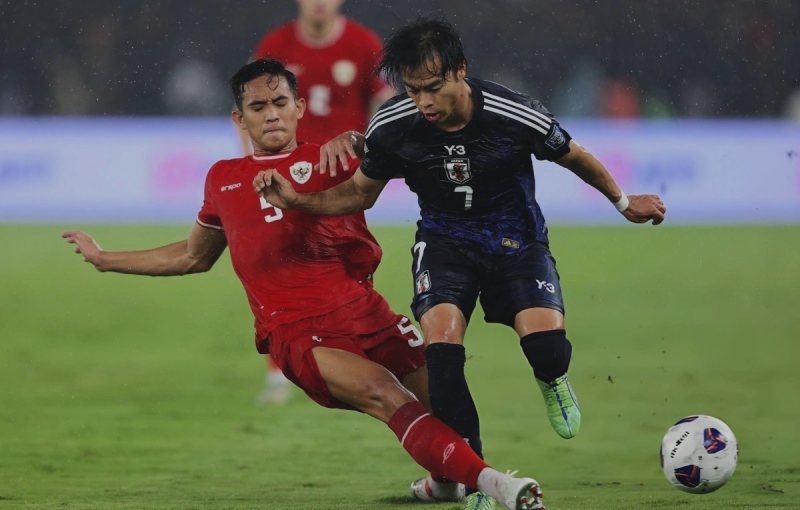 Tuyen Nhat Ban thi dau lan luot truoc Indonesia. Anh: JFA