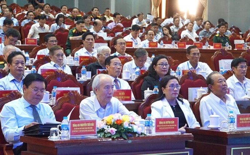 Delegates are leaders and former leaders of the Party and State attending the conference on the 70th anniversary of the Northward regrouping event in Ca Mau. Photo: Nhat Ho